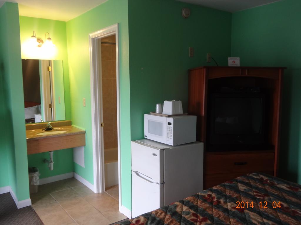 Budget Inn Lynchburg And Bedford Goode Kamer foto